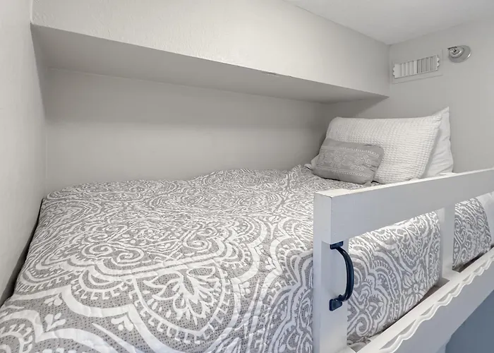 Lighthouse 1012-luxury Beachfront Bonus Bunk Great Amenities 10th-flr
