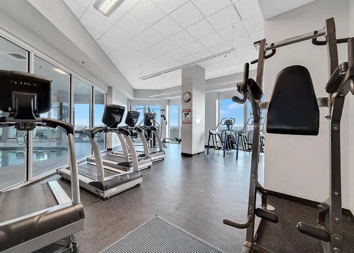 Lighthouse 1012-luxury Beachfront Bonus Bunk Great Amenities 10th-flr Apartment *
